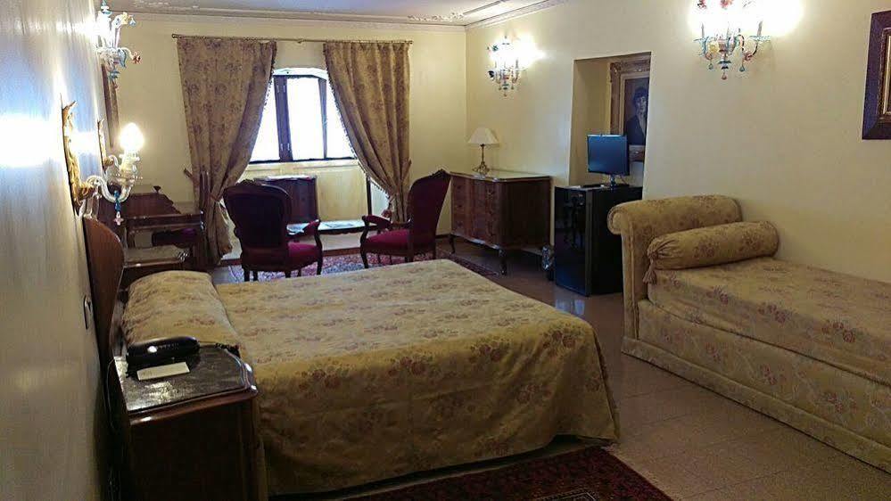 Hotel San Cassiano Ca'Favretto Венеция Экстерьер фото